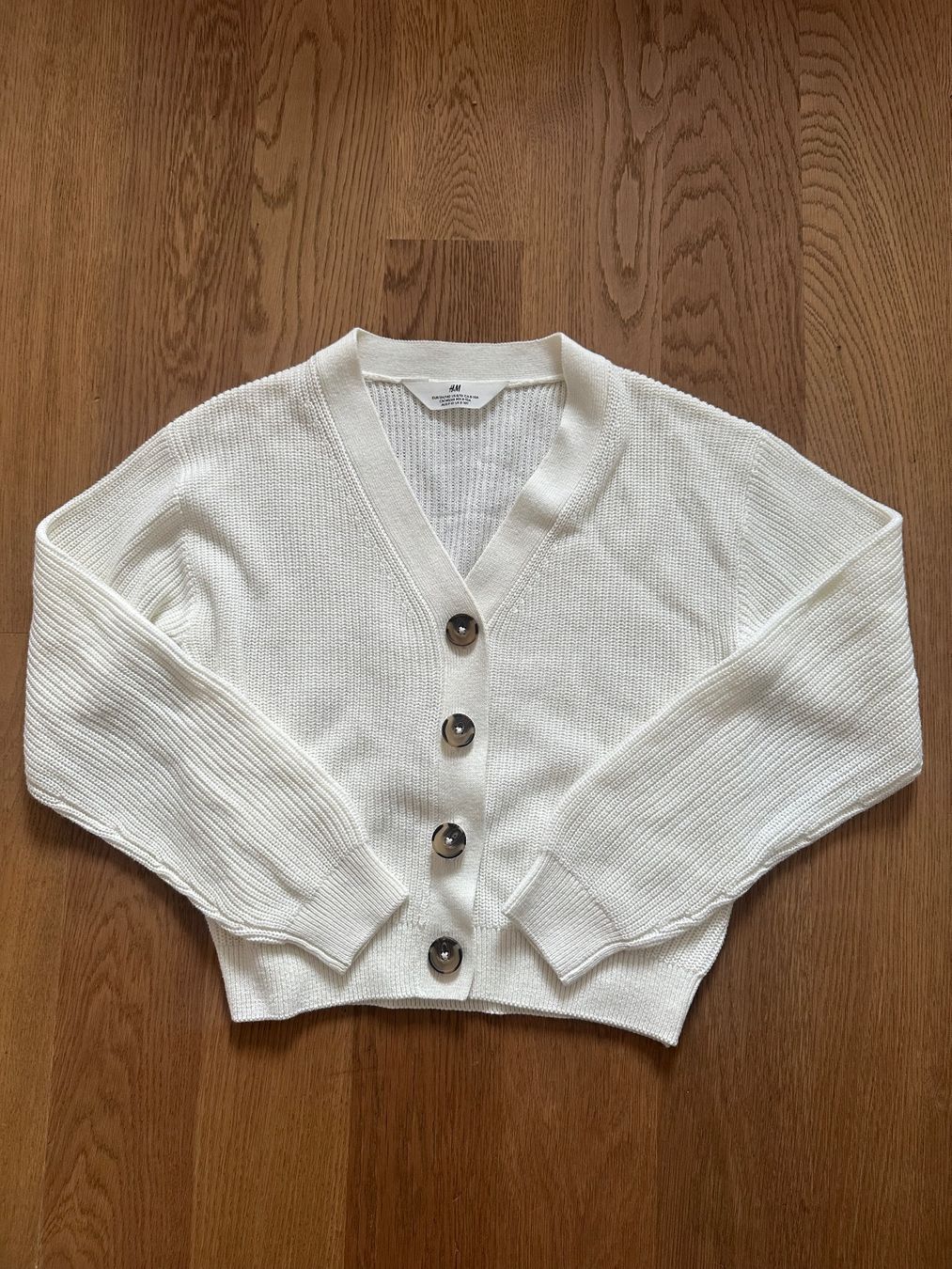 H&M Pulls et sweat-shirts: Sweaters – Neuf (Voir description) à Binningen par mar_nz5s 3