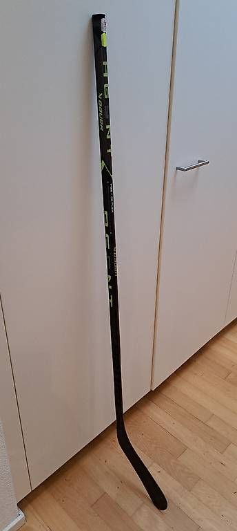 Bastoni & Pale: Eishockeystock Bauer Ag5nt P92 Flex40 – Usato da Brunnen venduto da Rodge 3