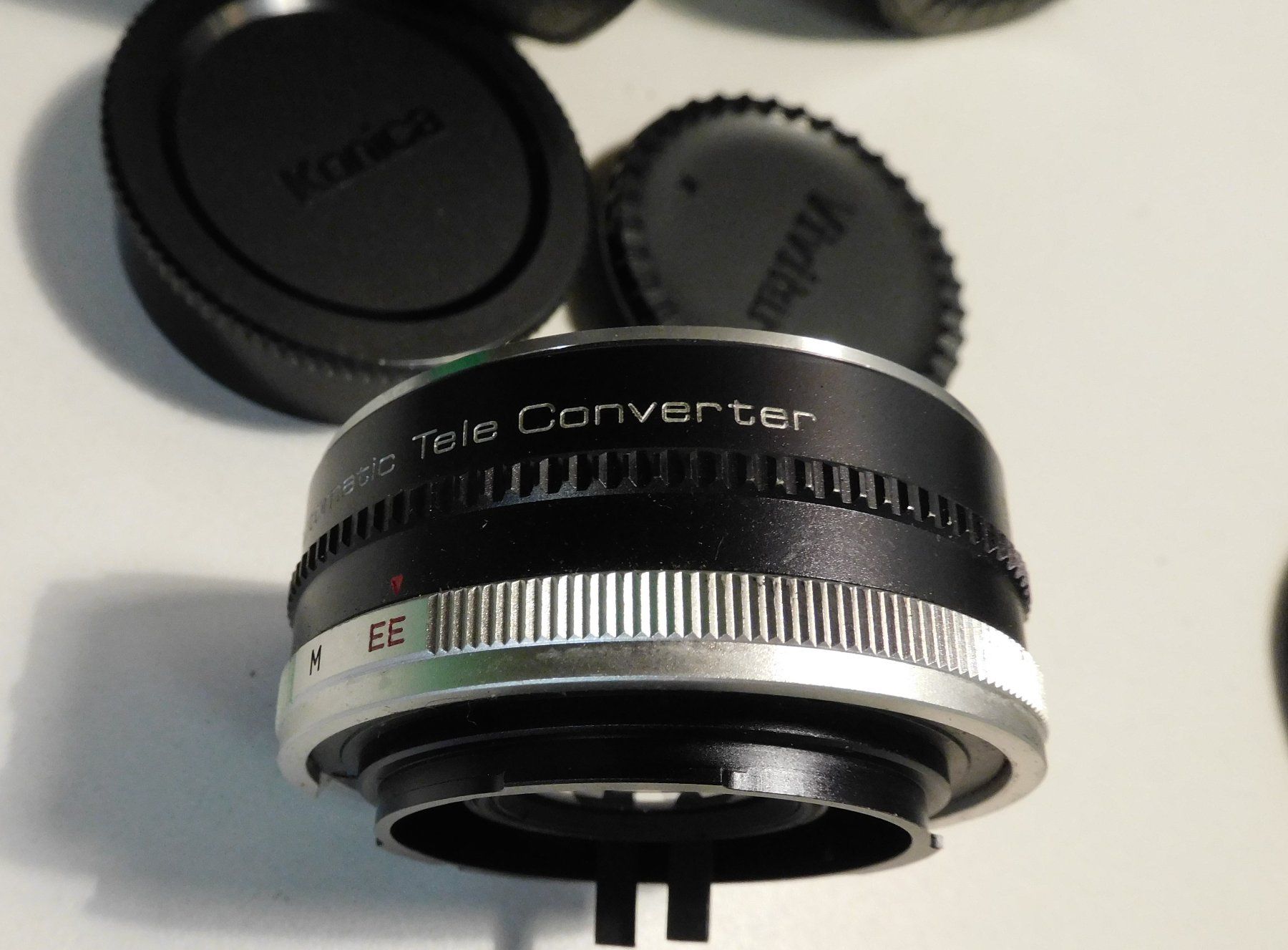 Konica Kamera: Fotoausrüstung Konica Autoreflex TC mit 2 Objektiven – Gebraucht aus Sursee von 76 3