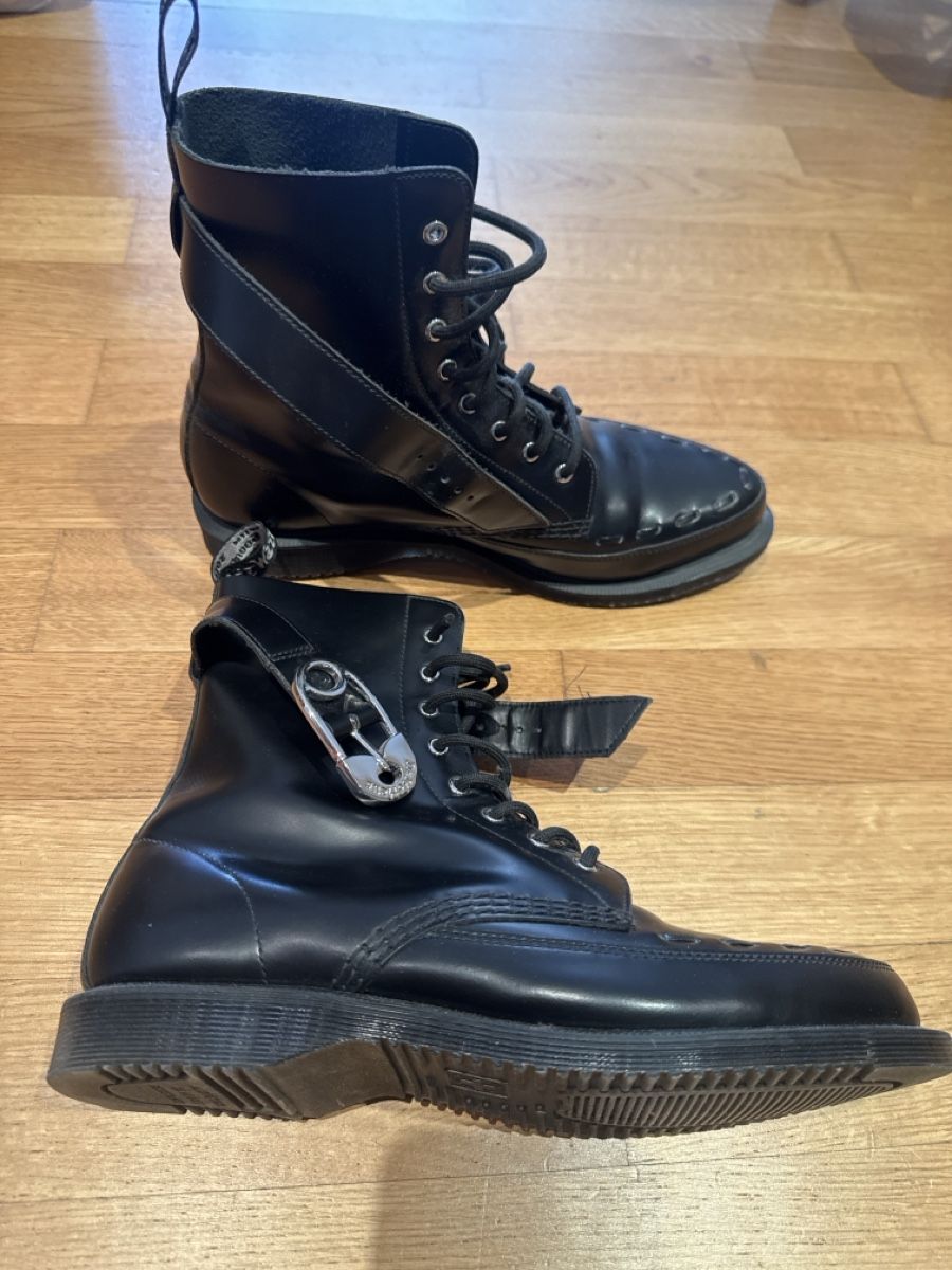 Dr. Martens Scarpe da donna: Black Doc Martens Boots - 39 - GOOD AS NEW – Nuovo (secondo la descrizione) da Schlieren venduto da GaRe2509 1