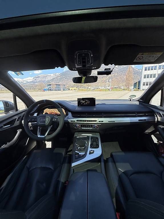 Audi Automobili: Audi Q7 e-tron ab Service MFK Vollausgestattet – Usato da Bonaduz venduto da geo_p8np 3