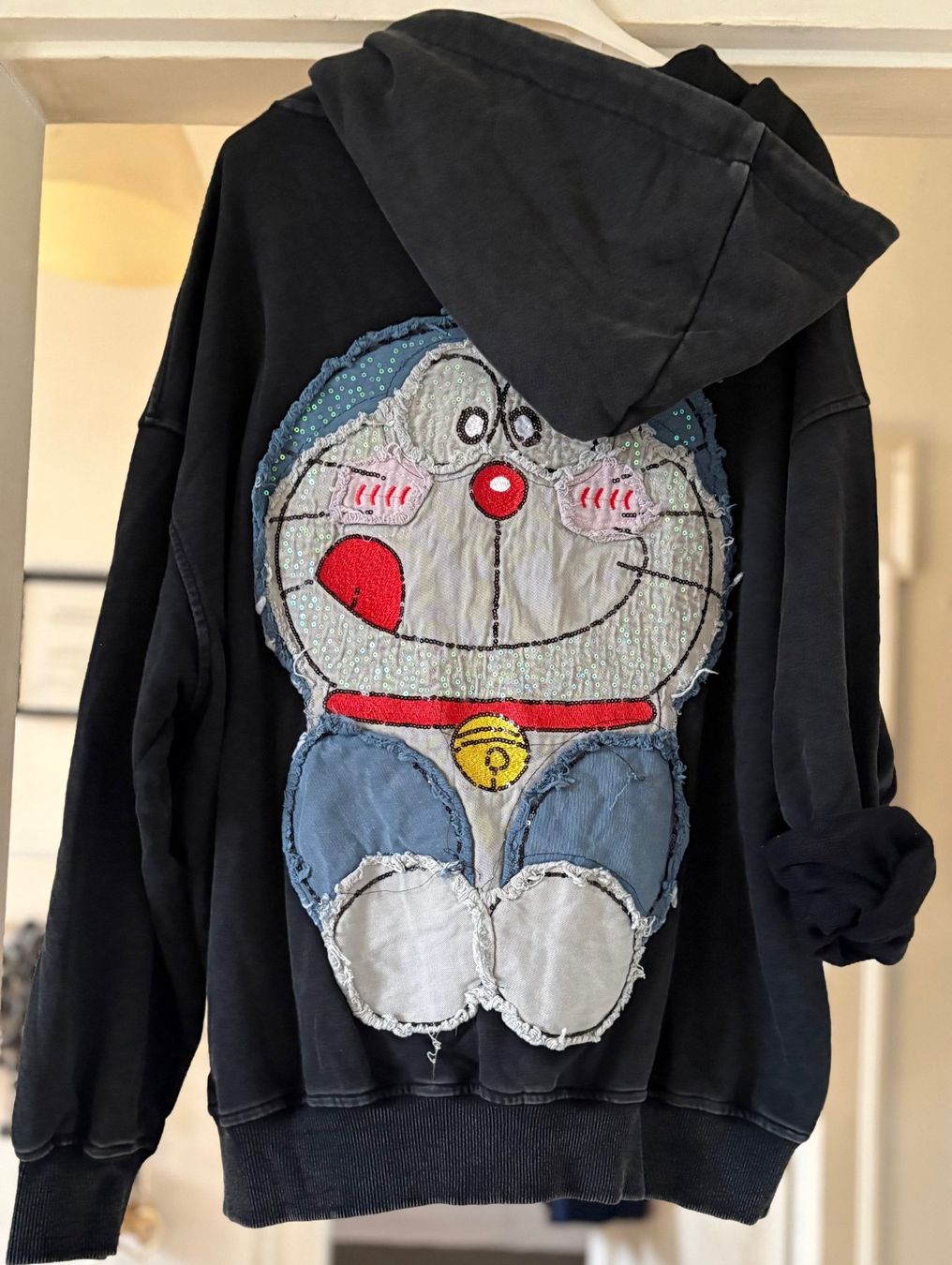 Pullover & Sweatshirts: SWEAT-HOODIE "DORAEMON" MIXT COTON! M – Neu und originalverpackt aus Locarno von NicoNion
