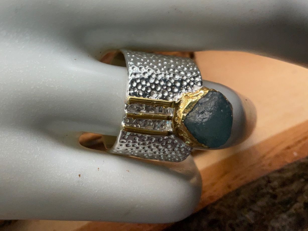 Anelli: Design Silberring mit Rohsaphir, Gr.56 – Nuovo (secondo la descrizione) da luzern venduto da Alpendorf1 1