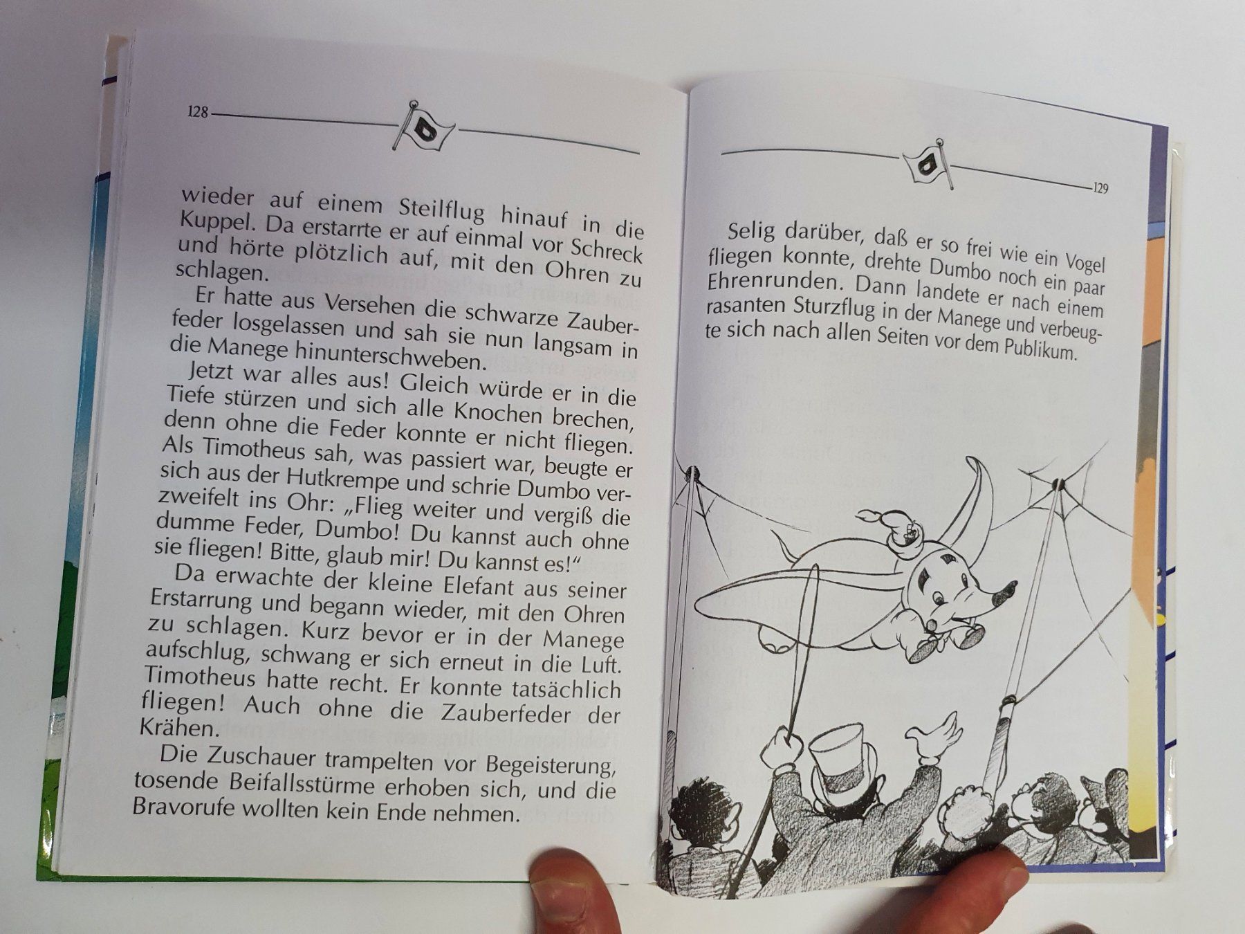 Libri: Dumbo der fliegende Elefant – Usato da Oberdorf BL venduto da BaldenEagle 2
