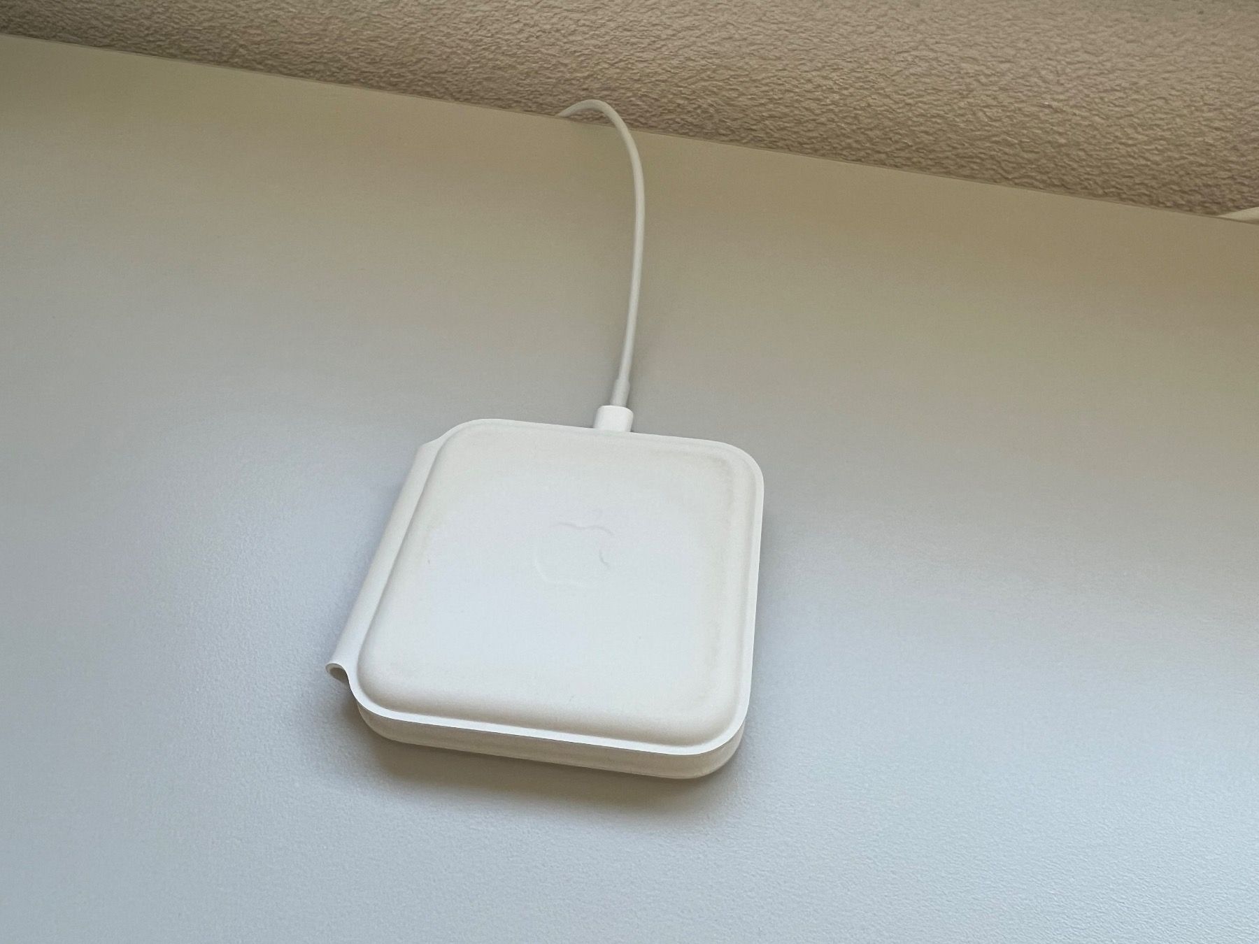 Apple Ladegeräte: Apple MagSafe Duo Charger – Gebraucht aus Basel von  1