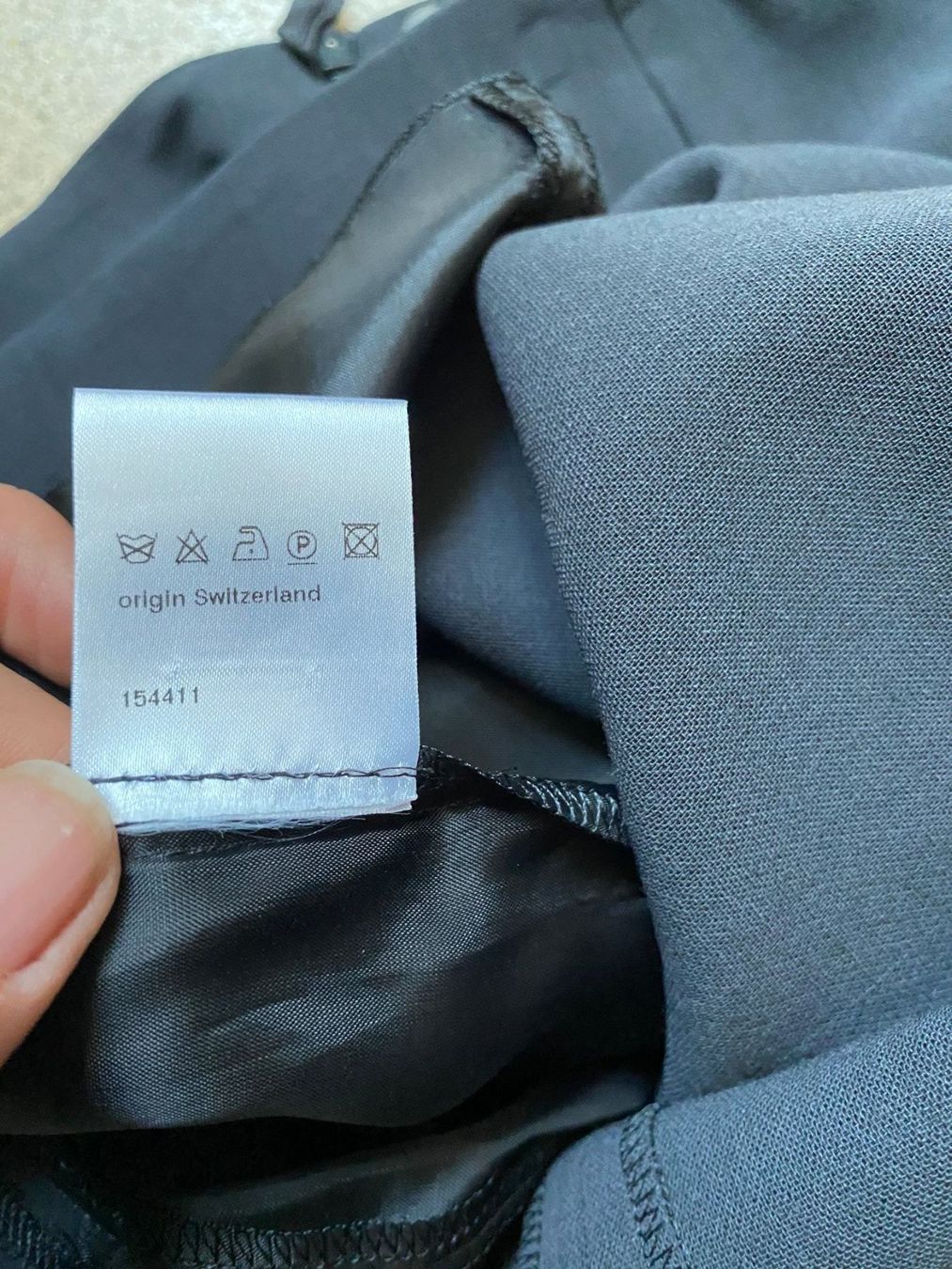 Akris Gonne: AKRIS Rock 🩶 – Usato da Zürich venduto da ClosetQueen 6