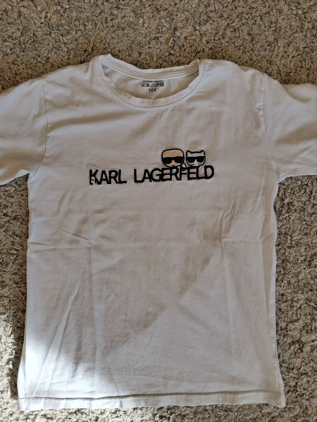 Karl Lagerfeld T-Shirts: Shirt von Karl Lagerfeld Gr. 152 – Gebraucht aus Winterthur von fabelwin
