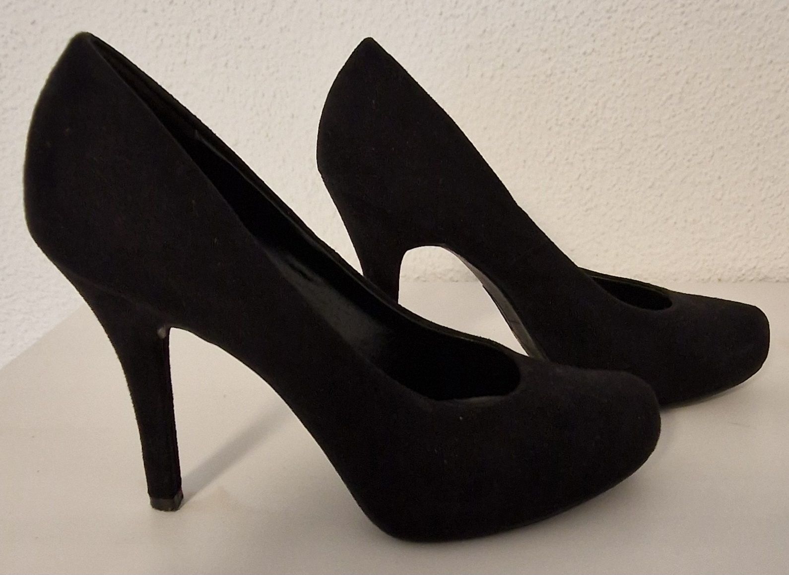 Graceland Chaussures femmes: schwarze Pumps, Gr. 38, Graceland – D'occasion à Menziken par chs_xd76 1