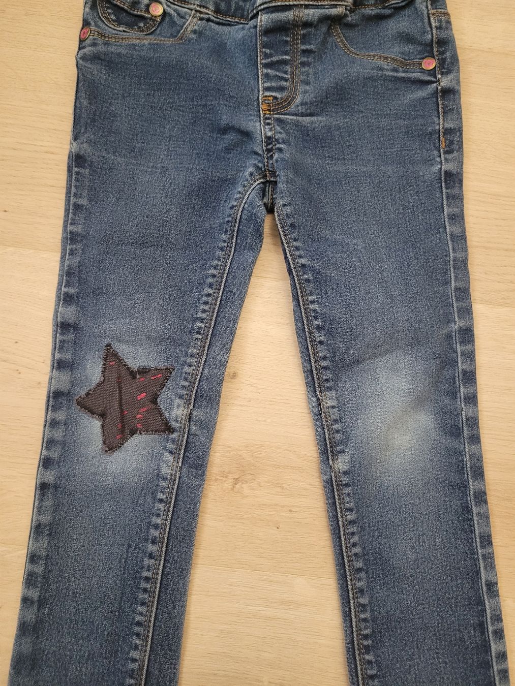 Pantaloni: Hose Charles Vögele Gr. 104 – Usato da Lupsingen venduto da sta_wgg5 1