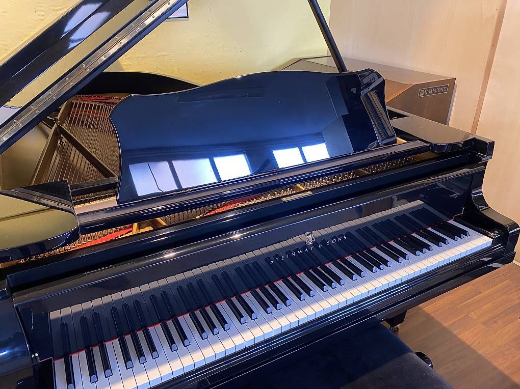 Strumenti musicali: Steinway B211 – Usato da La Tour de Peilz venduto da olti02 3