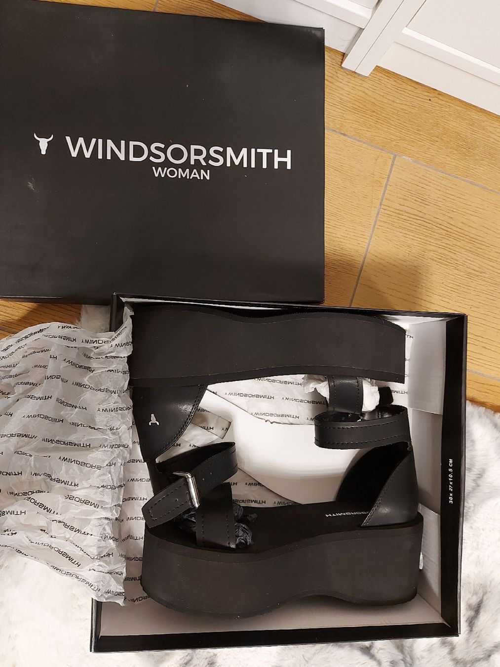 Damenschuhe: Windsorsmith sandali pelle nero 38 platform ghotic – Gebraucht aus Coldrerio von camillo71