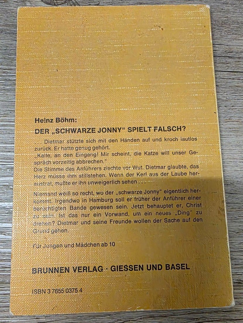 Libri: Der "schwarze Jonny" spielt falsch? – Usato da Niederbipp venduto da Tamara15101995 1