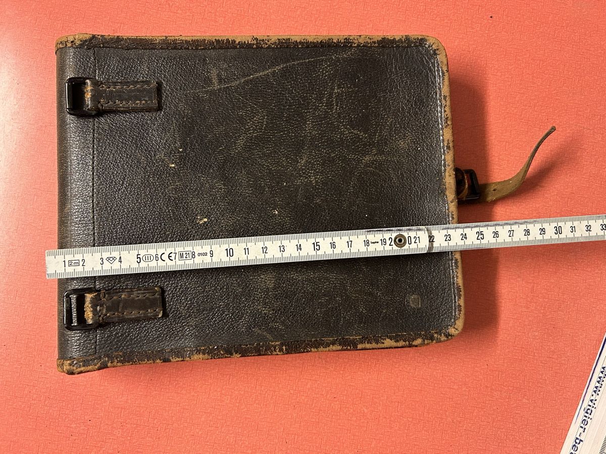 Taschen: Alte Kartentasche mit Einsteckfächern ohne Traggurt. – Gebraucht aus Lanzenhäusern von vic63 4