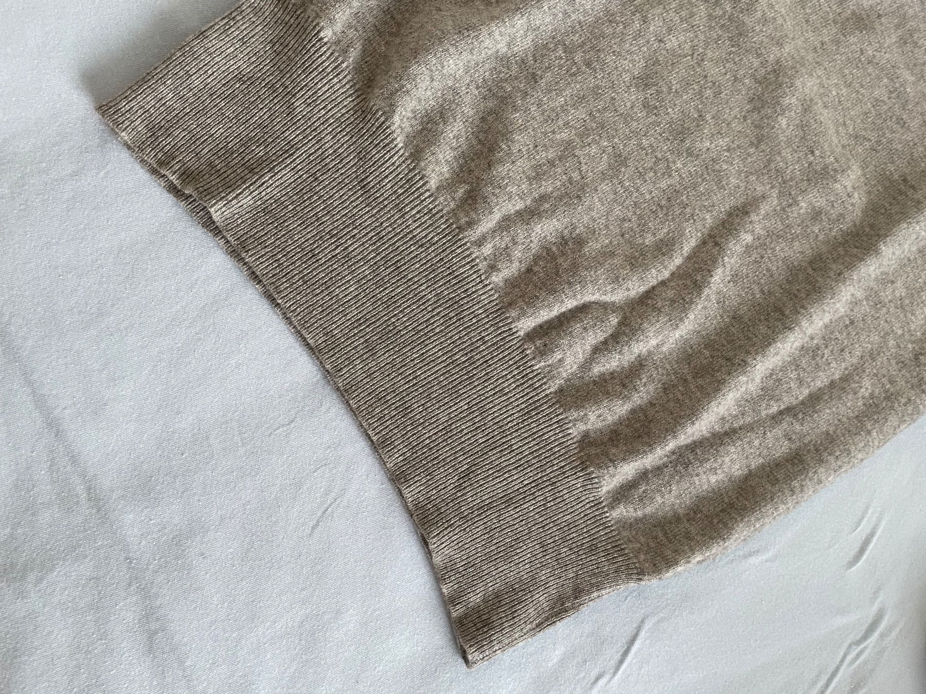 Pullover & Sweatshirts: Kaschmir Rollkragenpullover M – Gebraucht aus Gasel von Federscharnier 3