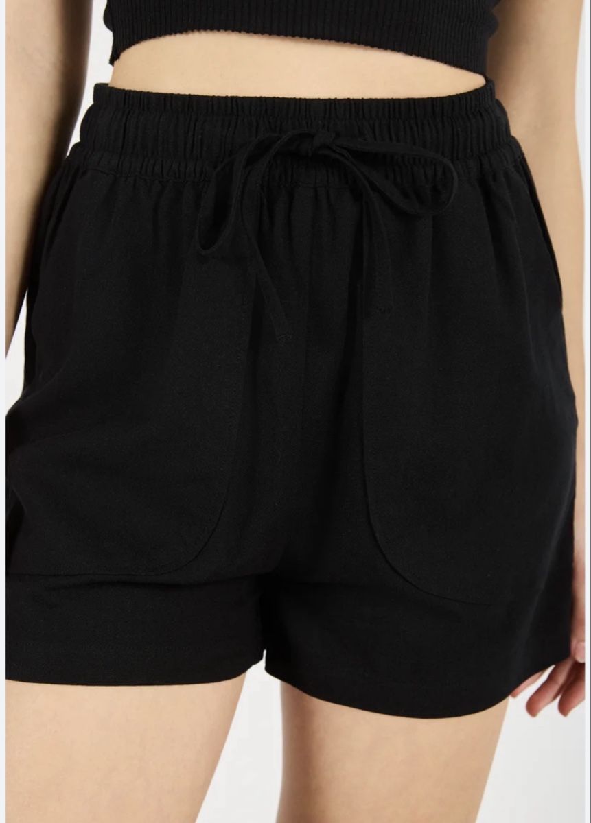 Pantaloni: Black Shorts – Usato da Erlinsbach SO venduto da dikaan
