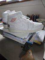 Nike Jordan 1 Mid SE Nike Swoosh on tour 2020