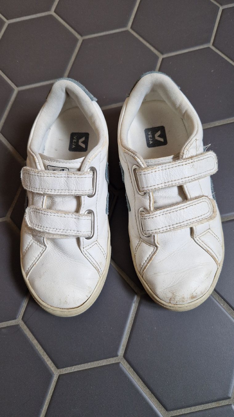 Veja Scarpe per ragazzi: Veja Sneakers Grösse 32 – Usato da Wettingen venduto da Diphtong 1