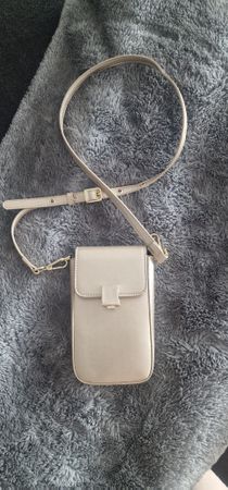 Handytasche Gold mit Umhängeband - Neuwertig!