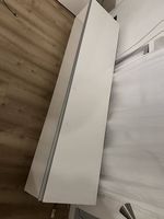 Hängeschrank und  Board