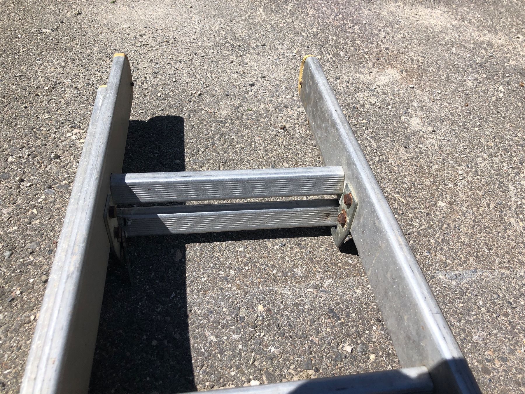 Scale: Très grande échelle aluminium – Usato da Chénens venduto da Touta1franc 3