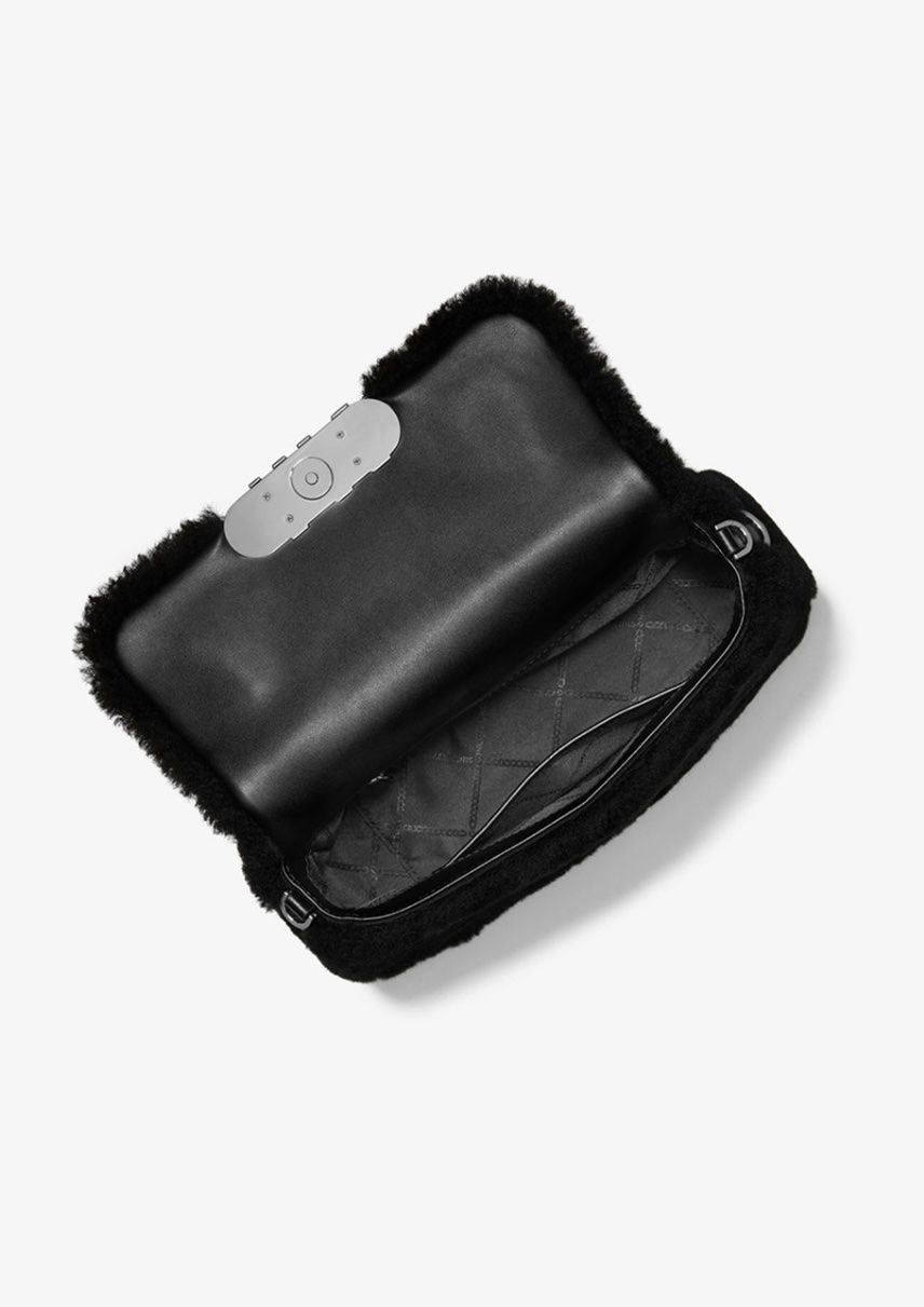 Michael Kors Borse da donna: MICHAEL KORS Shearling Echt Lammfell Handtasche – Nuovo e nell'imballaggio originale da Triesen venduto da KiSc1 1