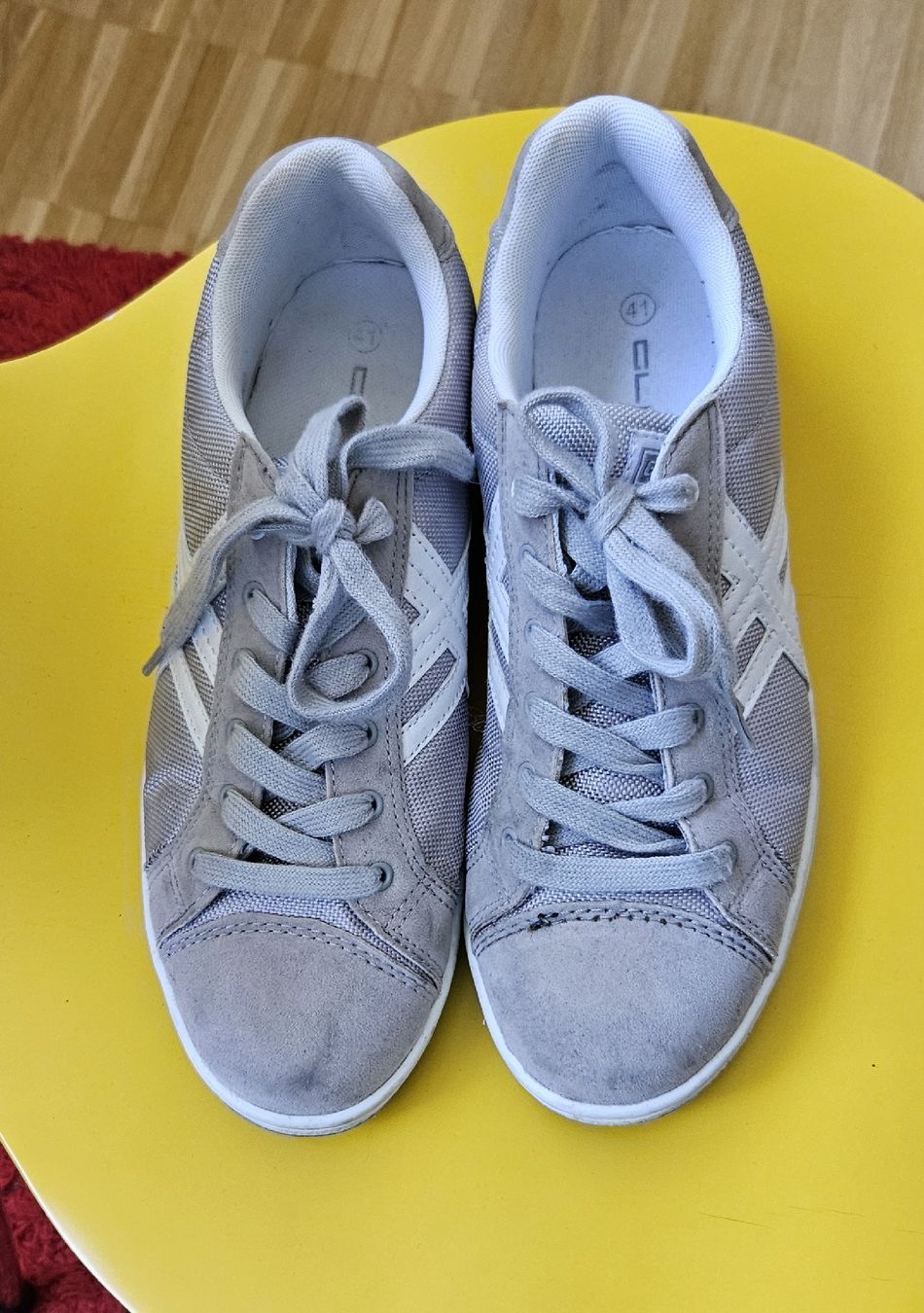 Scarpe da donna: Gr 41,Sneaker leicht grautöne – Usato da herisau venduto da Florusa