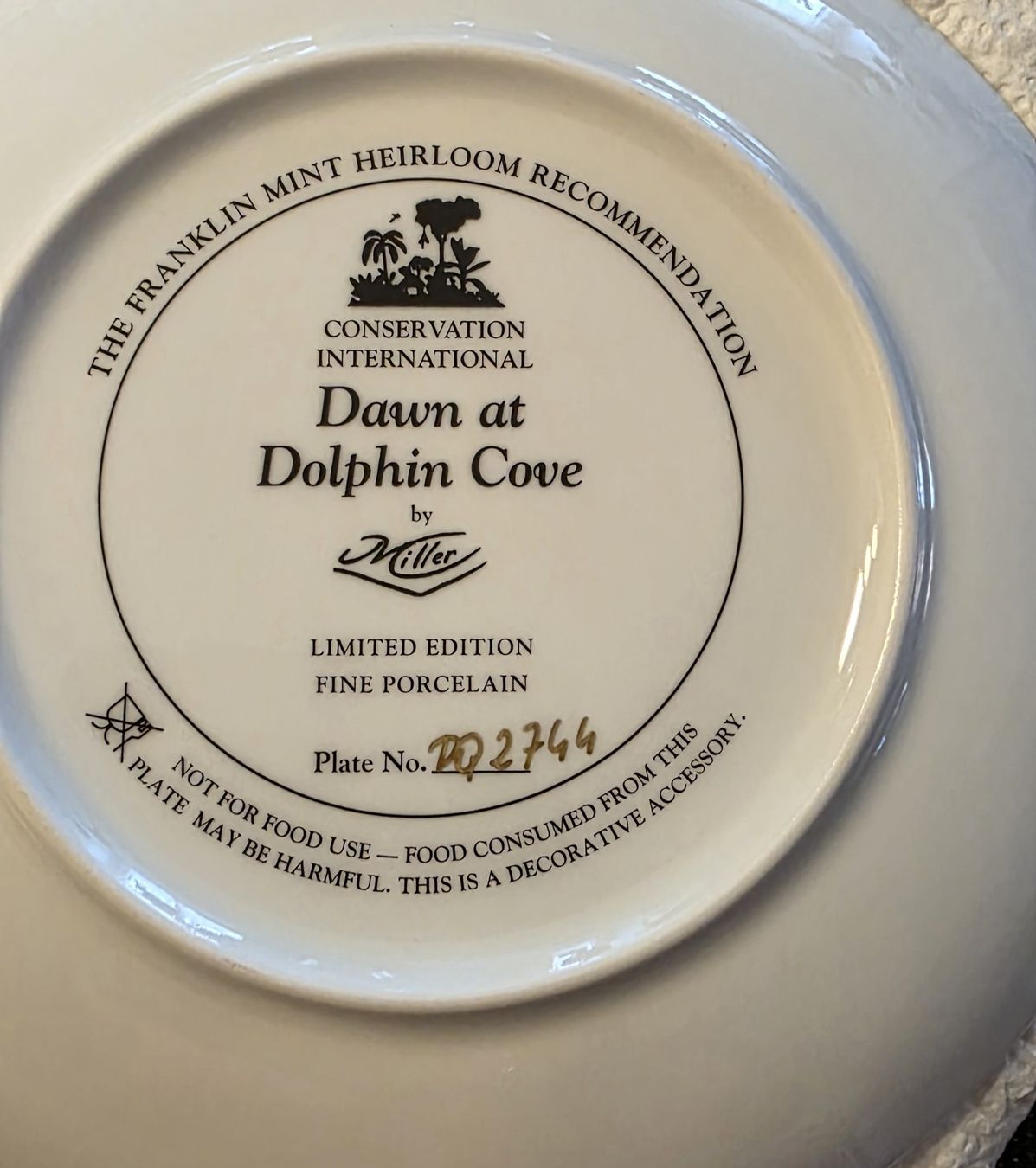 Assiettes: Delphin Teller aus Sammlung – D'occasion à Bäretswil par mar_py98 2