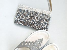 UNIKAT TASCHE MIT UNZÄHLIGEN PERLEN EINZELSTÜCK ETUI CLUTCH