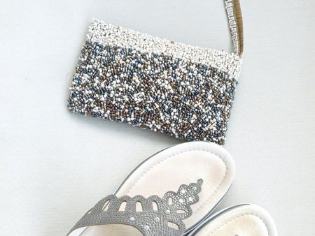 UNIKAT TASCHE MIT UNZÄHLIGEN PERLEN EINZELSTÜCK ETUI CLUTCH