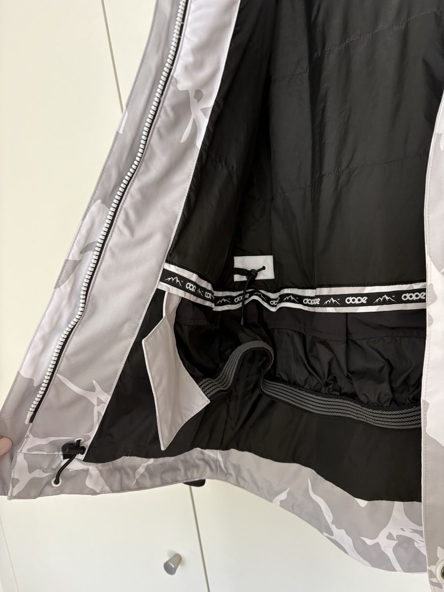 Dope Vestes: Dope Skijacke – D'occasion à Küsnacht ZH par CONVOGEL4 2