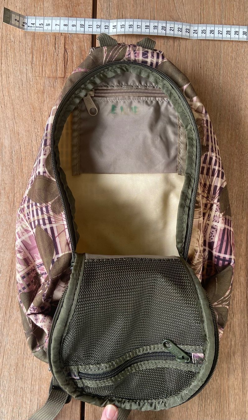 Dakine Zaini: Dakine Rucksack – Usato da Widnau venduto da Imani 2