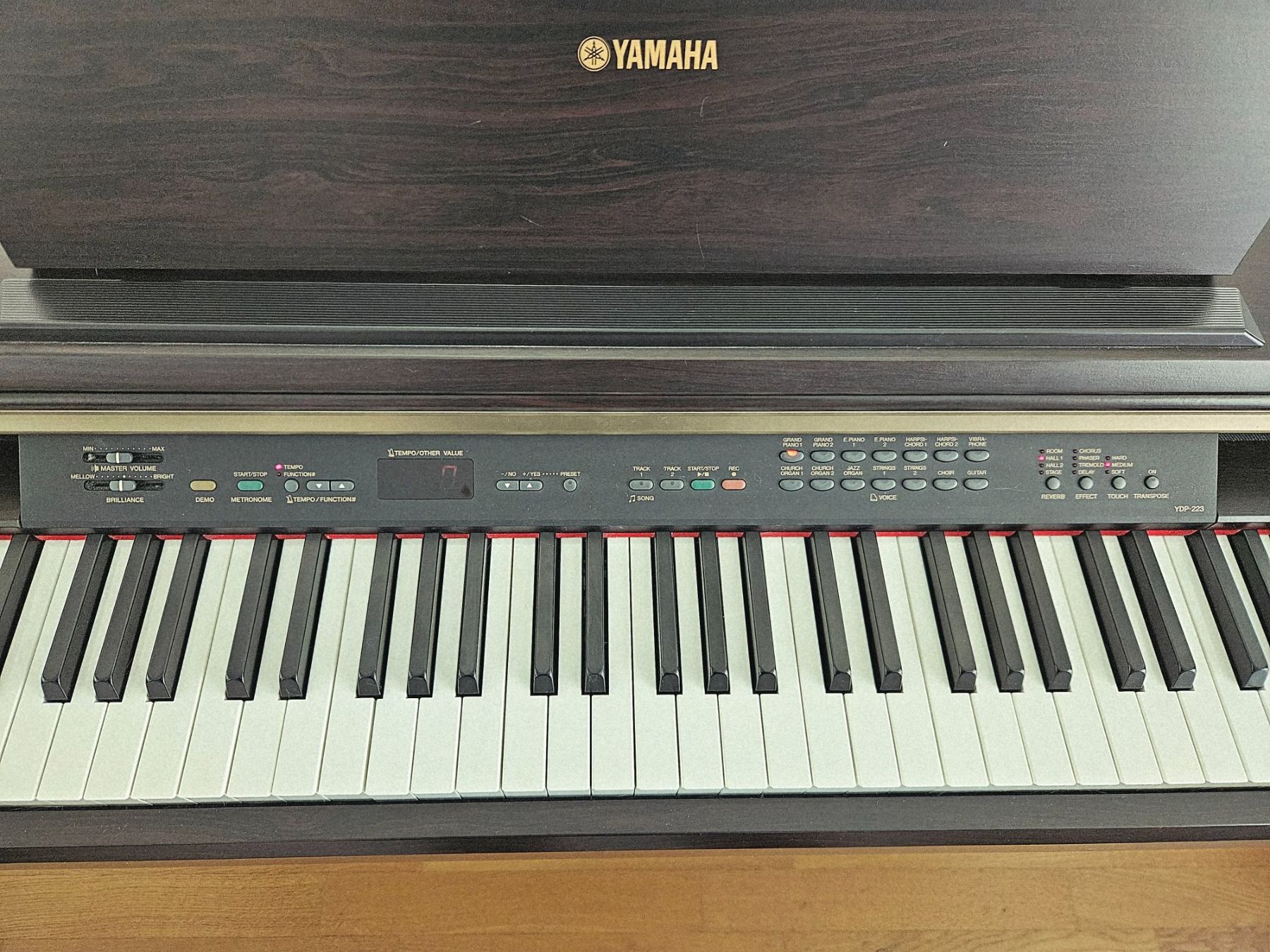 Yamaha Strumenti musicali: E-Piano Yamaha Arius YDP-223 E – Usato da Cham venduto da nimic01 3