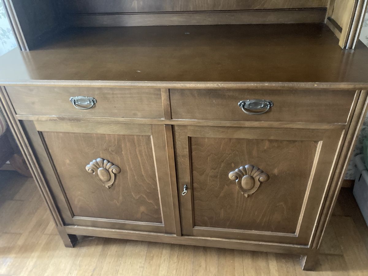 Büffets: Buffet – Gebraucht aus Urdorf von lib_j5zw 1