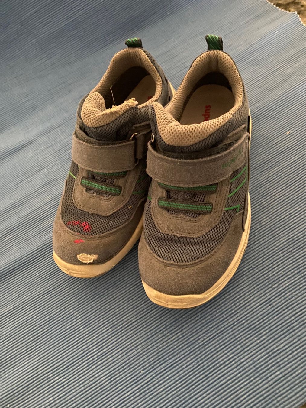 Superfit Schuhe für Jungen: Superfit Sneaker Grösse 30 Gore Tex – Gebraucht aus Allenwinden von Obalu 1