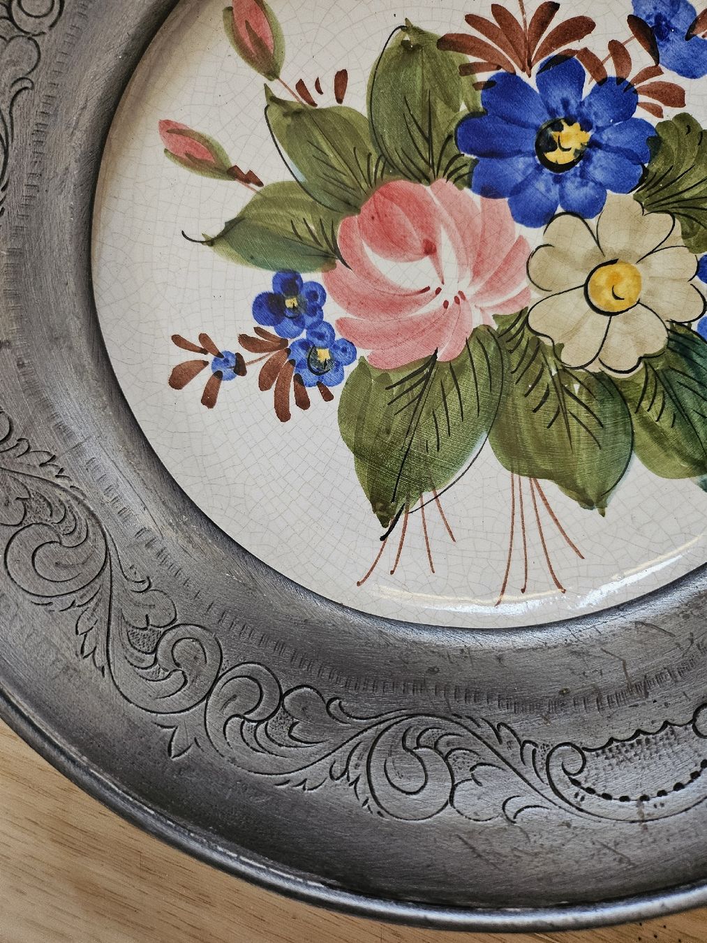 Piatti: Superbe Assiette décorative Vintage – Usato da La Joux FR venduto da car_ck96 4