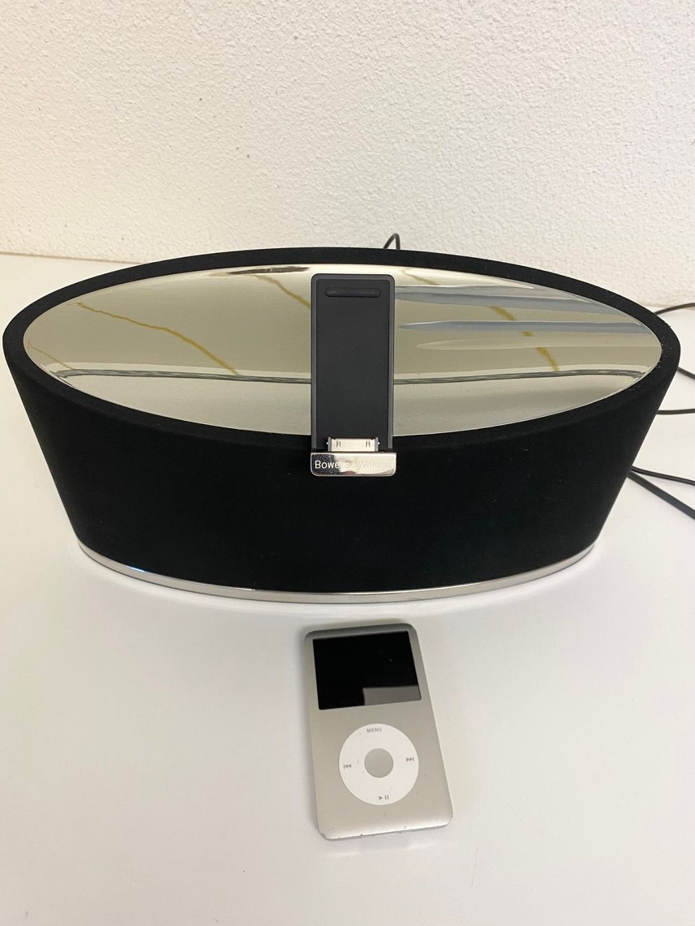 Amplificatori: Bowers&Wilkins Zeppelin mini – Usato da Hünenberg venduto da Zwilling4 2