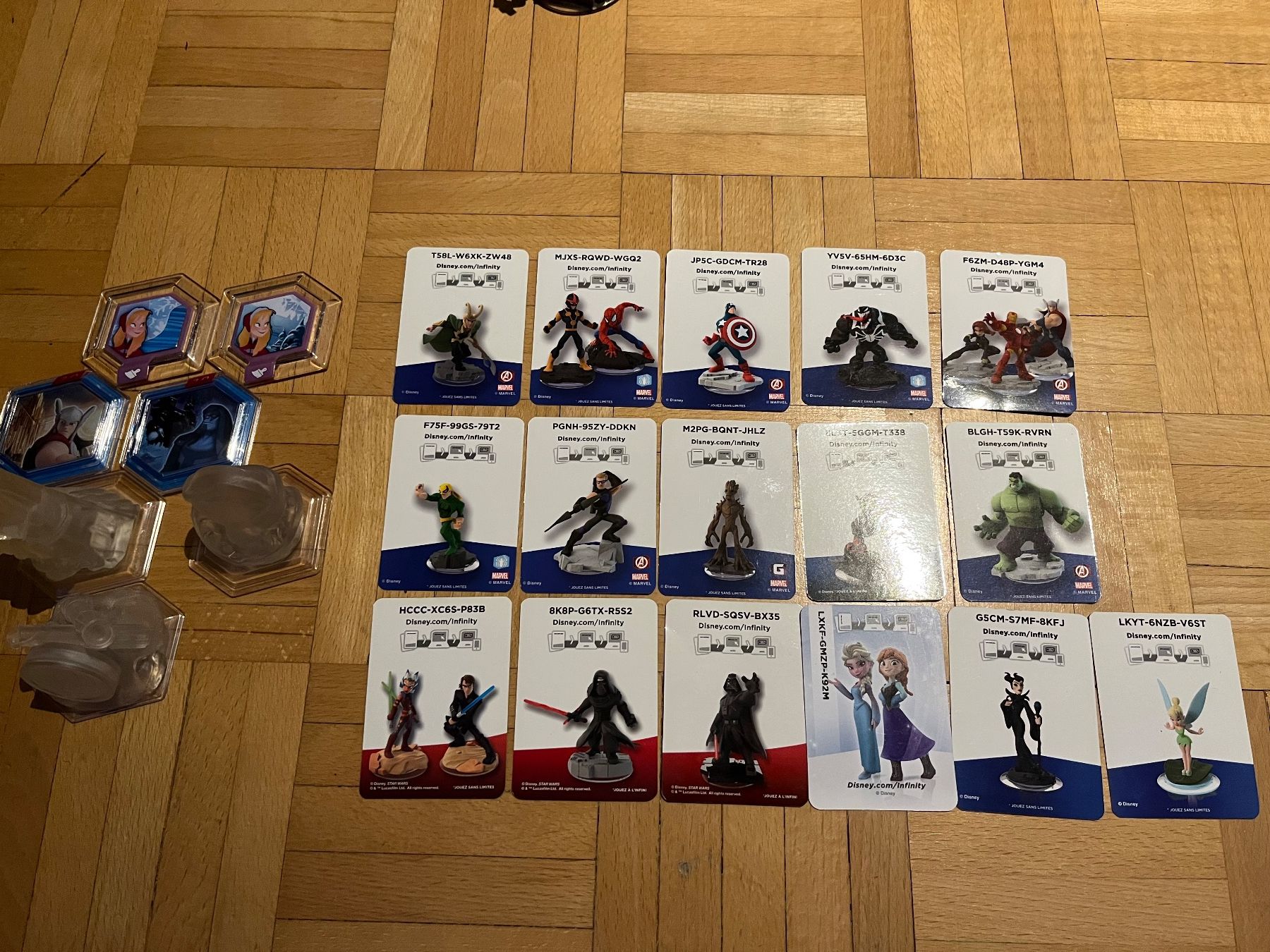 Jeux: Disney Infinity Sammlung Xbox 360 (22 Figuren inkl Zubehör) – D'occasion à Basel par Ruemli17 3