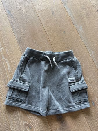 Shorts Abercrombie Kids Grösse 7/8 (128)