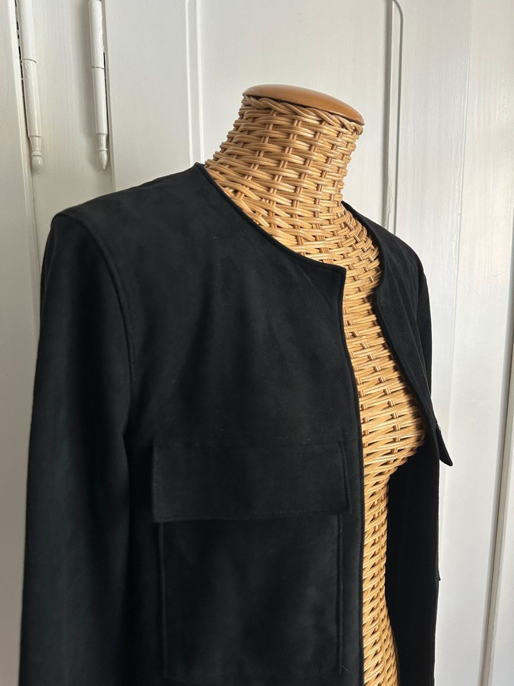 H&M Vestes: Wildleder Jacke schwarz - 34 – D'occasion à Zürich par Diazaio 3
