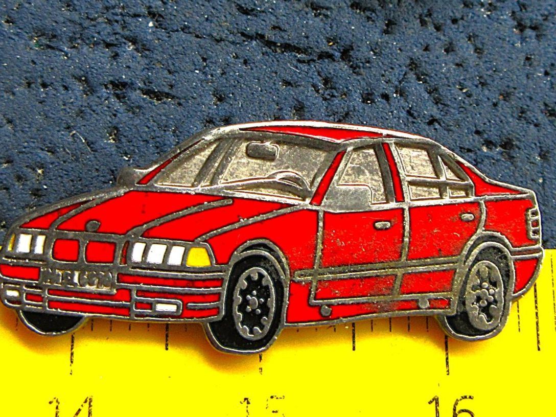 BMW Plaquettes & Badges: BMW 3er E36 ROT AUTO PIN ENAMEL MIT SECURITY-CLIP – D'occasion à Ettingen par Hausi4711 1