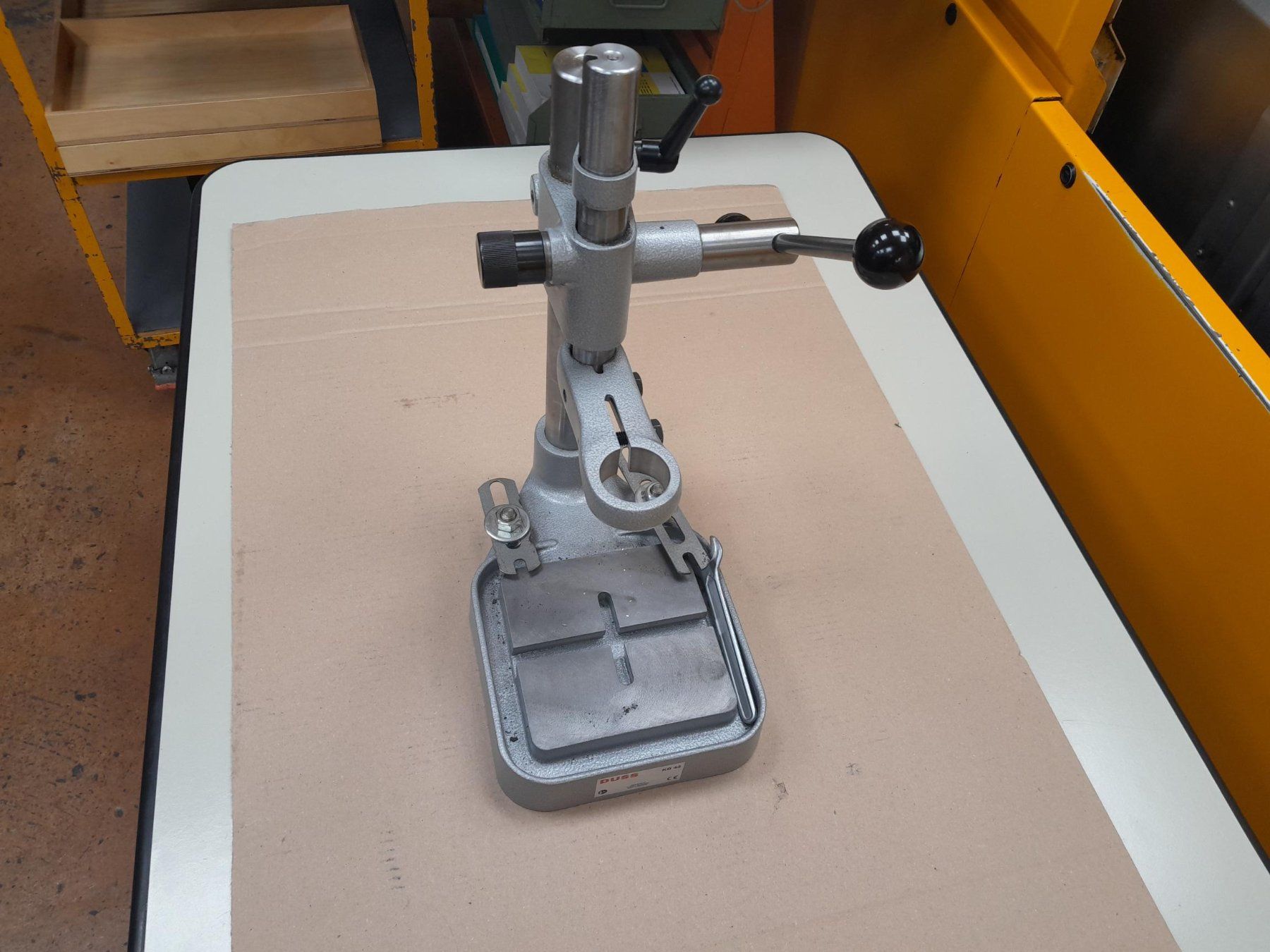 Sonstige Dekorationen & Accessoires: DUSS Tischbohrständer KB43 – Gebraucht aus Rümlang von BKCH 1
