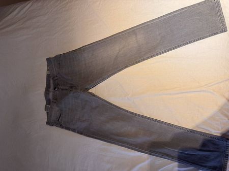 Jeans Grau Diesel