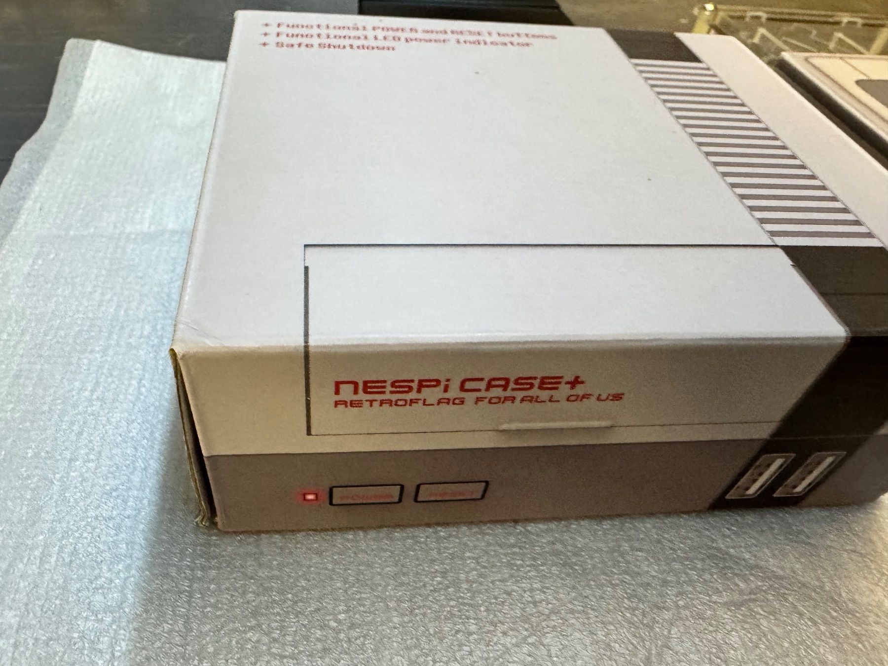 Boîtiers Retroflag NESPi Case+ et SuperPi Case pour Pi (Neu und ...