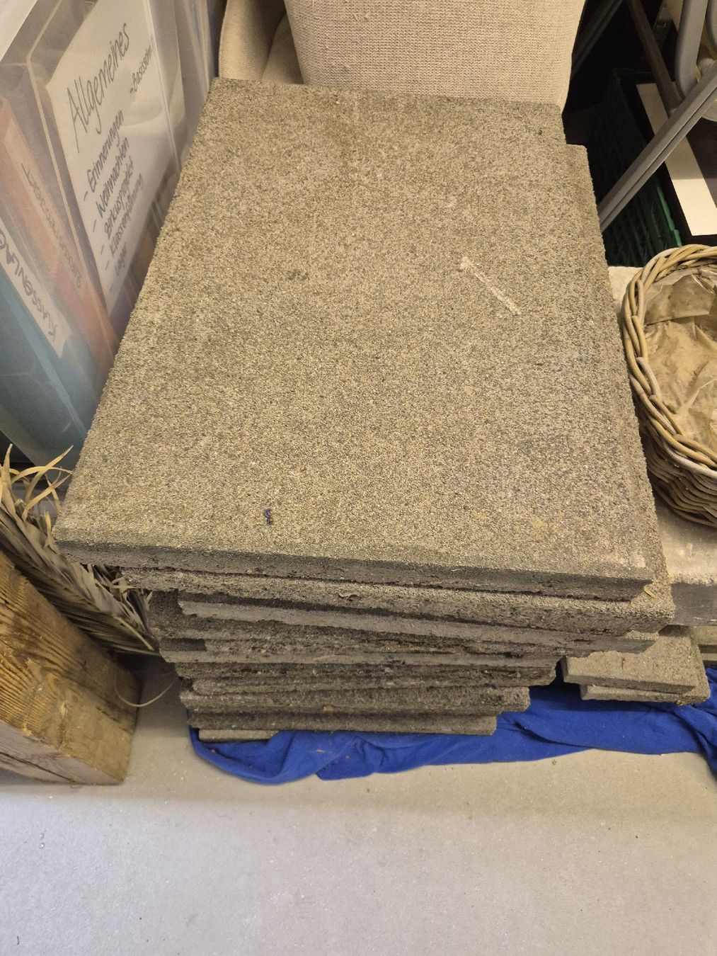 Bodenbeläge: Gehwegplatten – Gebraucht aus Eschenbach SG von Samsi85