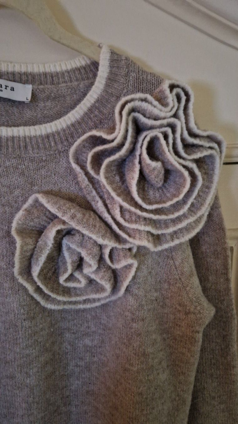 Pullover & Sweatshirts: Pullover Axara Paris beige mit Blumen Grösse L NEU – Neu (gemäss Beschreibung) aus Rütihof von SonneMondSterne1985 4