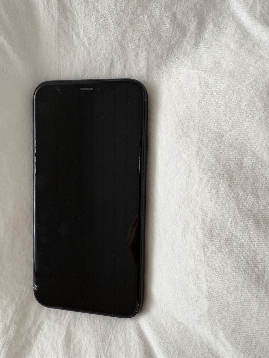 Apple Telefoni cellulari / Smartphones: Iphone XR (works) – Usato da Liebefeld venduto da mil_86qp 2