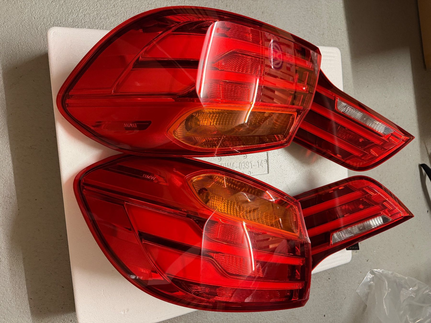 BMW Scheinwerfer: Bmw m4 F82 ab 2014- Heckleuchten – Gebraucht aus Gossau SG von cloud9 3