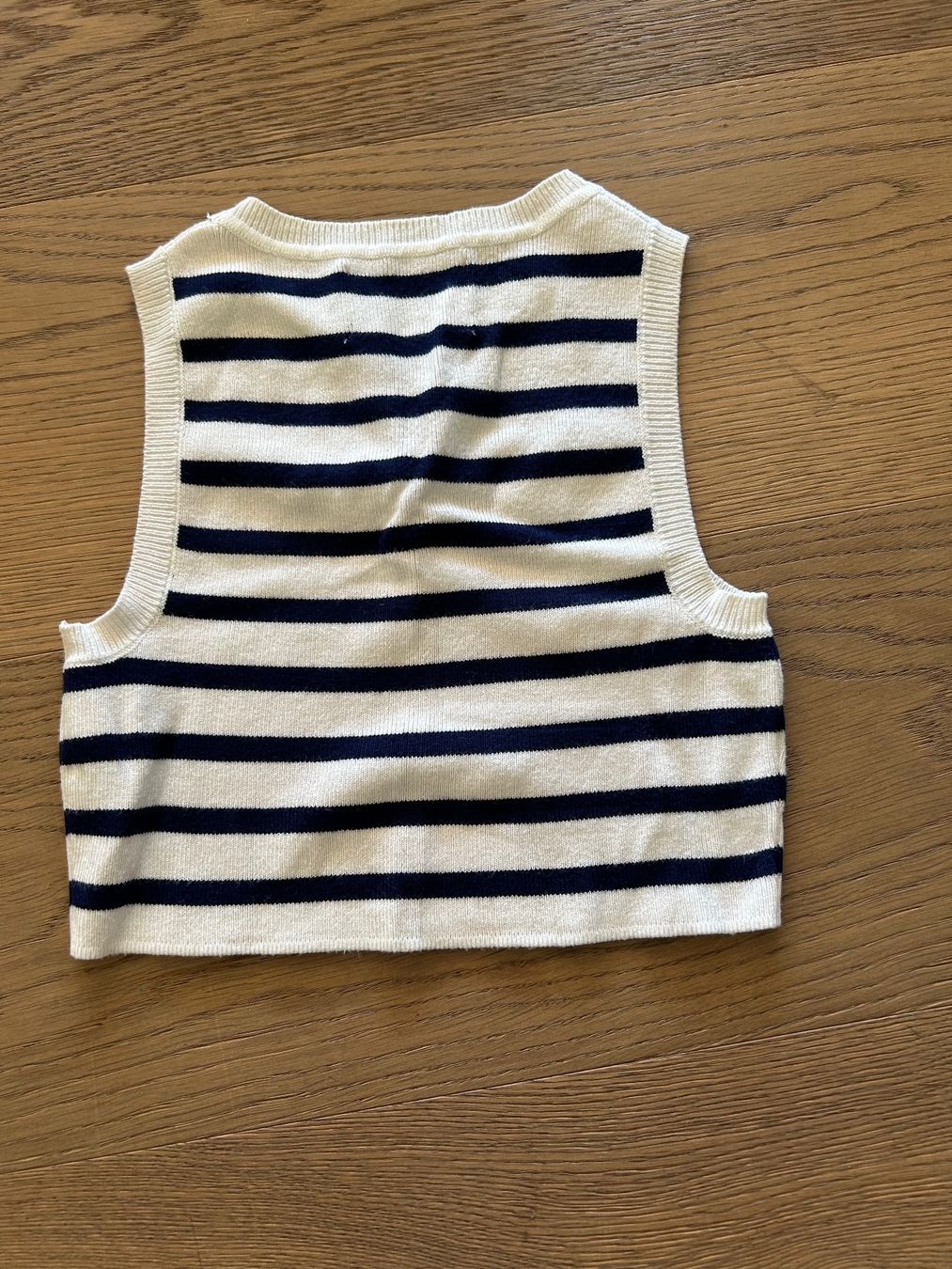 Zara Camicette, T-shirt & Top: Top mit Streifen in Grösse 130 – Usato da Zürich venduto da Aez.01 1