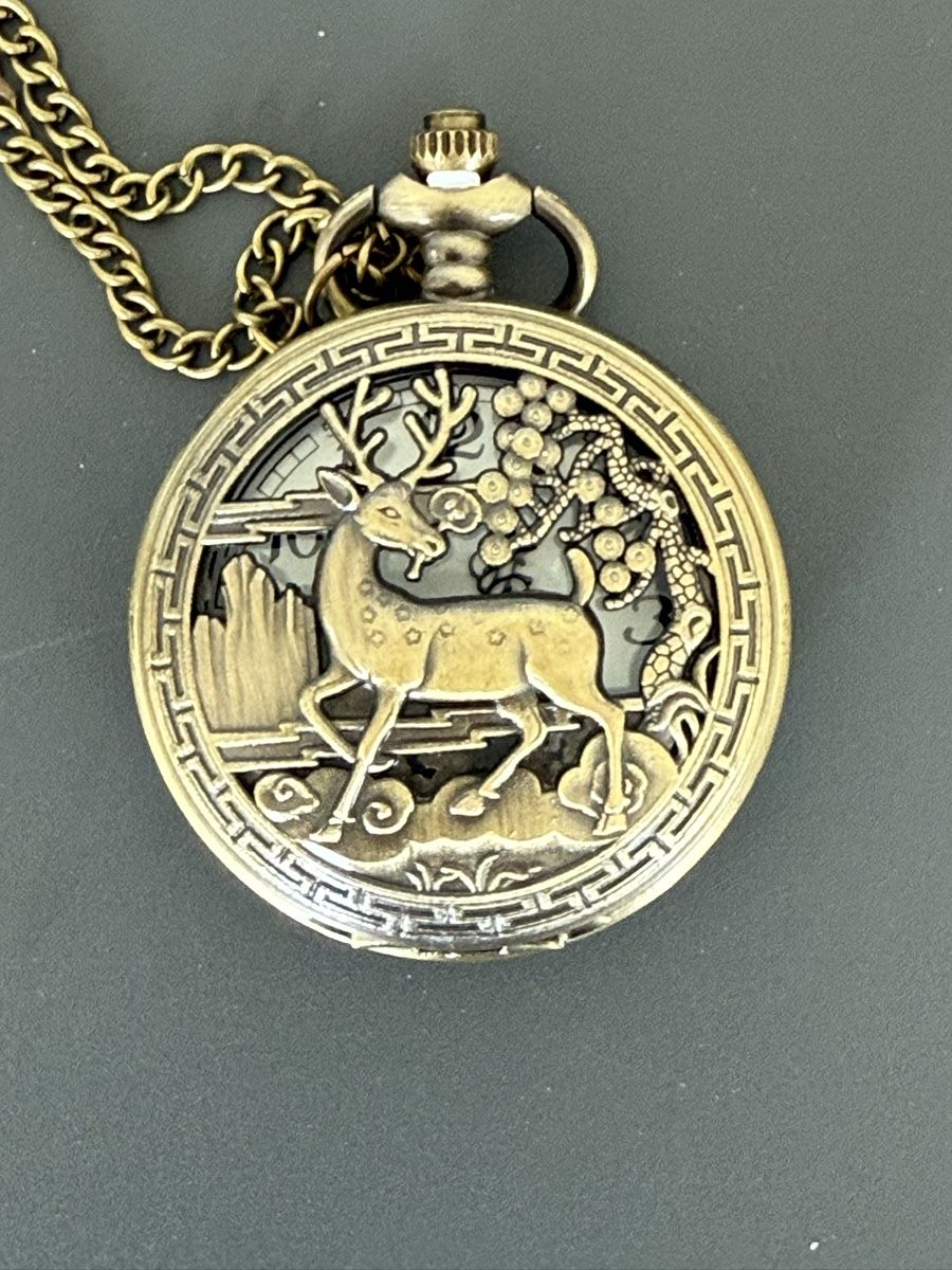 Uhren: Taschenuhr mit Hirsch-Motiv – Gebraucht aus Arbon von Jelmo 1