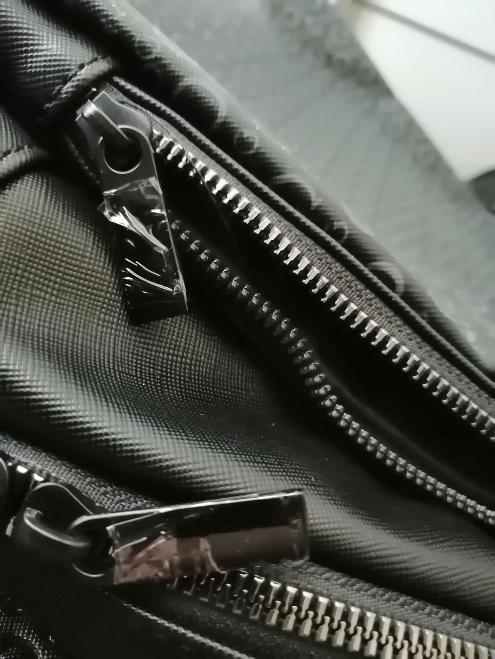 Guess Zaini: GUESS Mark Rucksack Backpack schwarz Black Unisex – Nuovo e nell'imballaggio originale da Uster venduto da zebralino 5